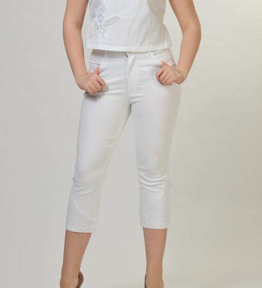 "Lafei-Nier" Denim Capris Jeans with Embroidery Under the Knees