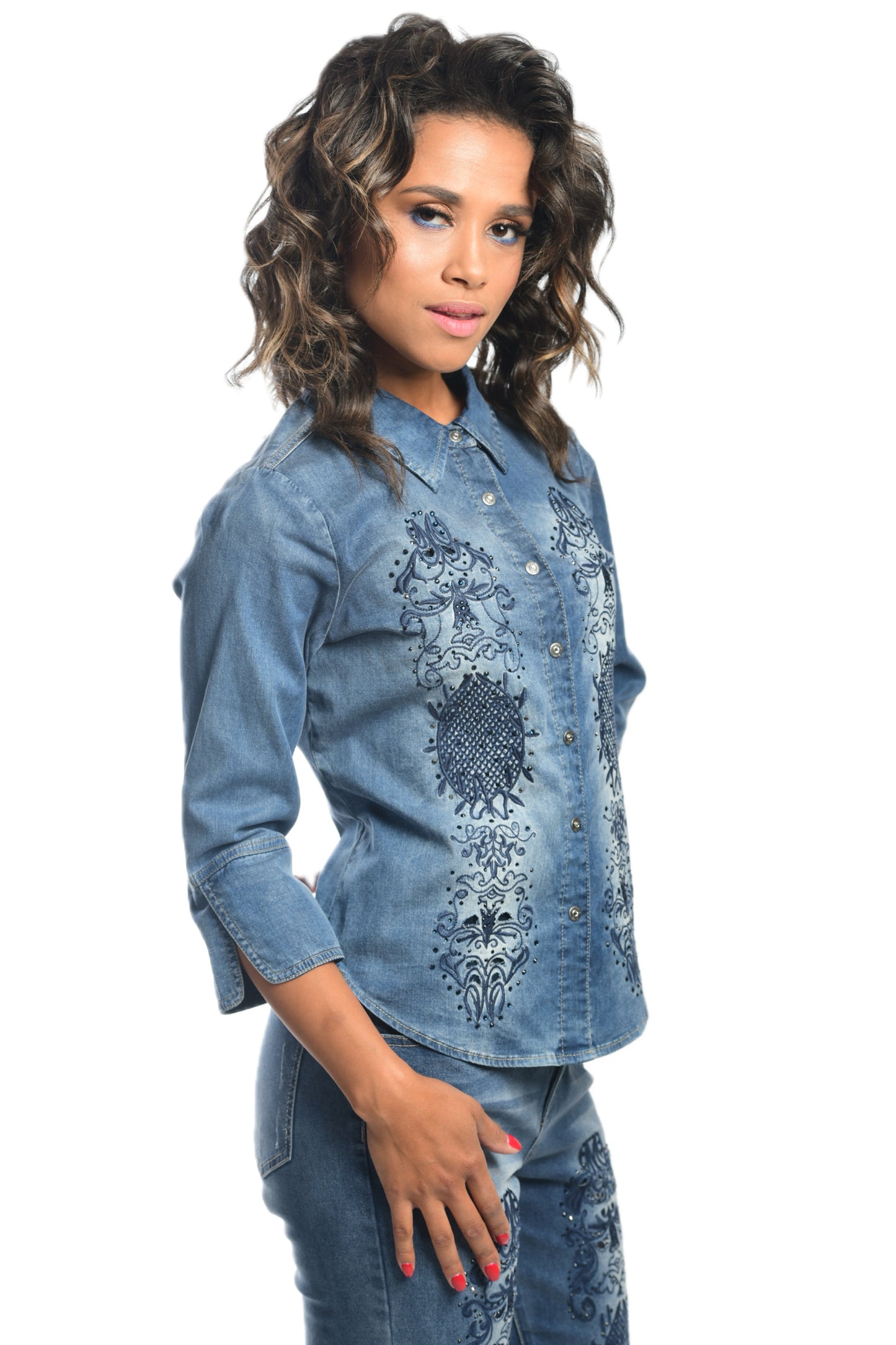 "Lafei-Nier" Denim Blouse with Embroidery